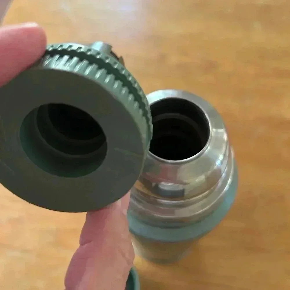 Vintage Stanley Aladdin Vacuum Thermos
A-944DH Quart With Pour Through Lid USA - Picture 6 of 11